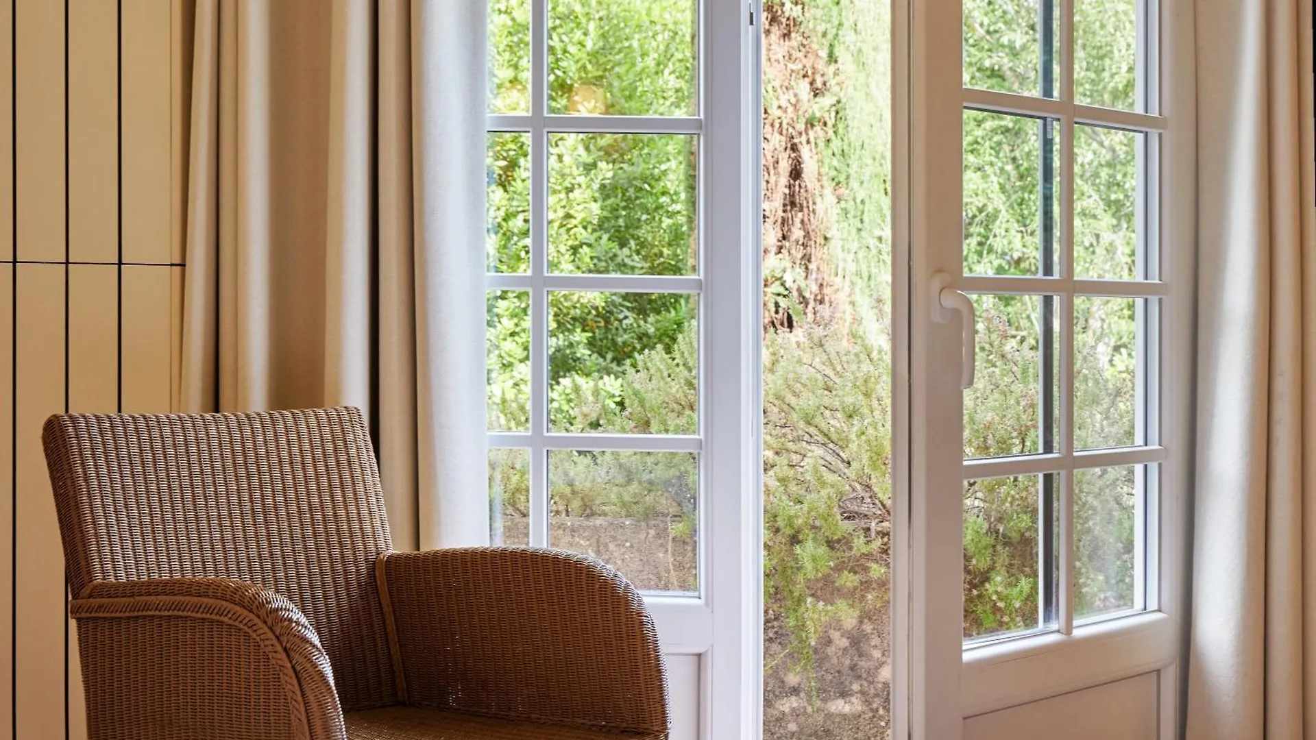 La Bastide Du Calalou; BW Signature Collection Moissac-Bellevue 4*,